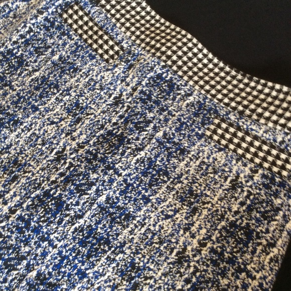 Cabi Side-Zip Skirt, Sz 6 - Picture 3 of 16